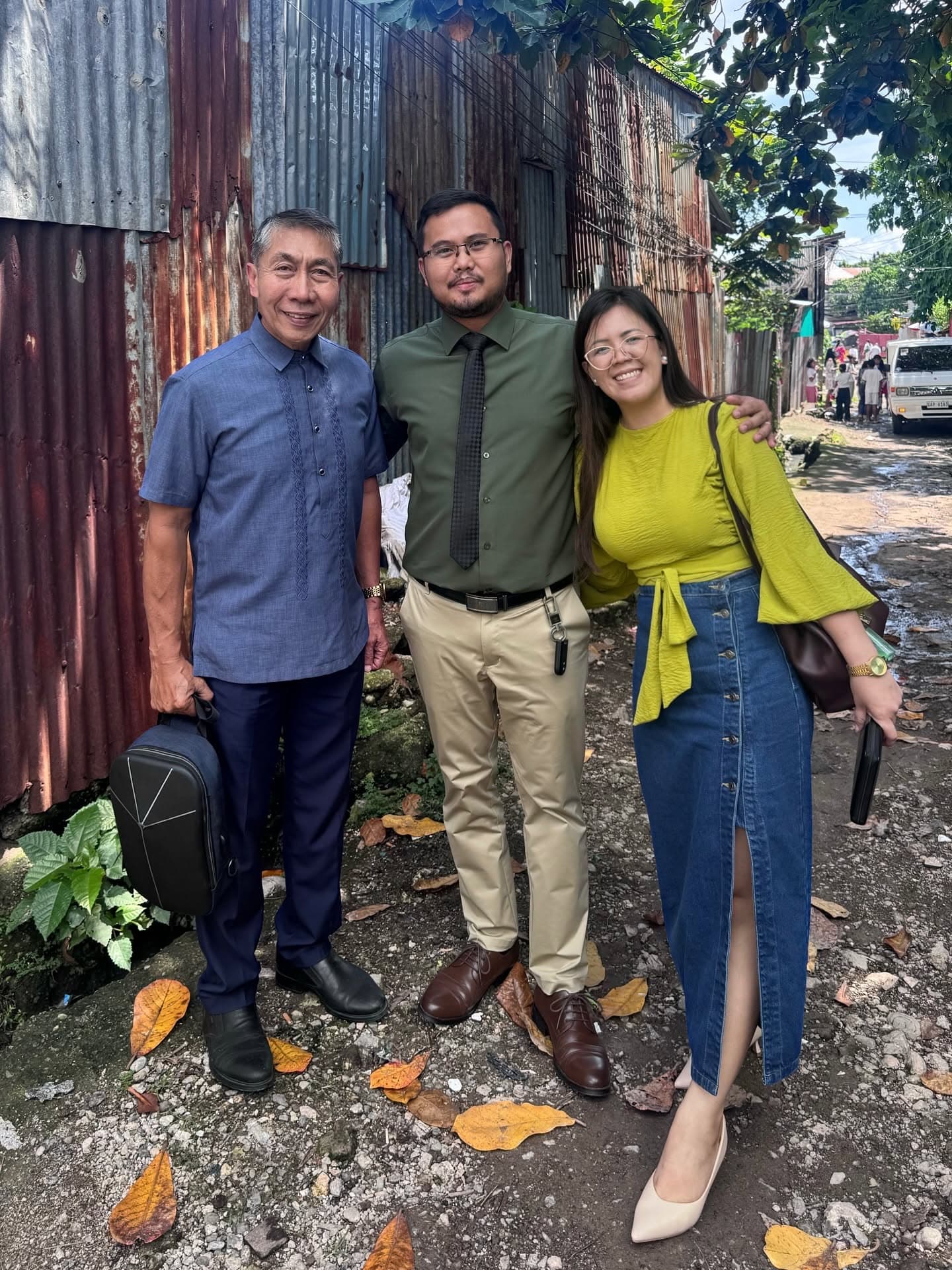 Jomar with family