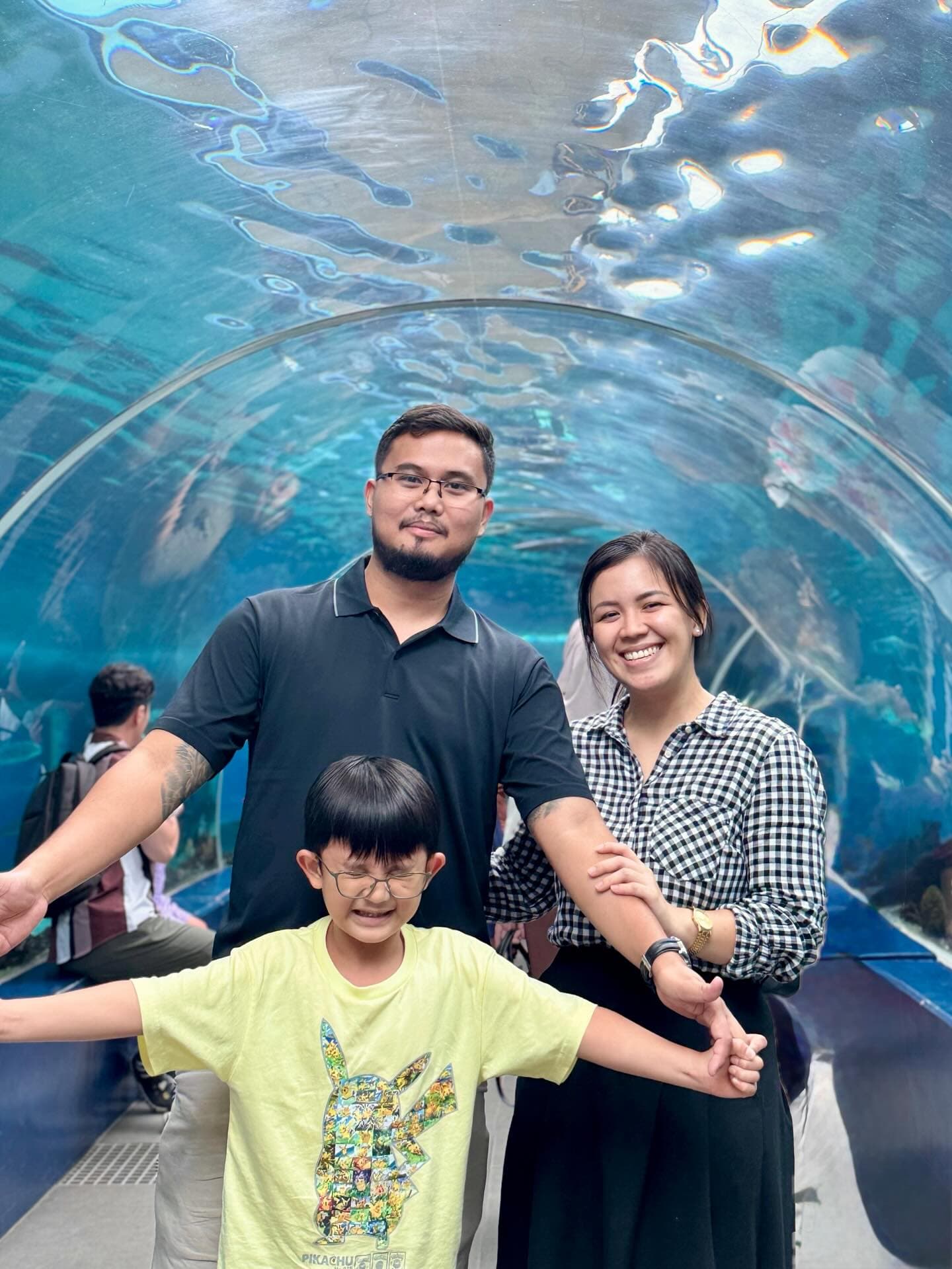 Jomar with family